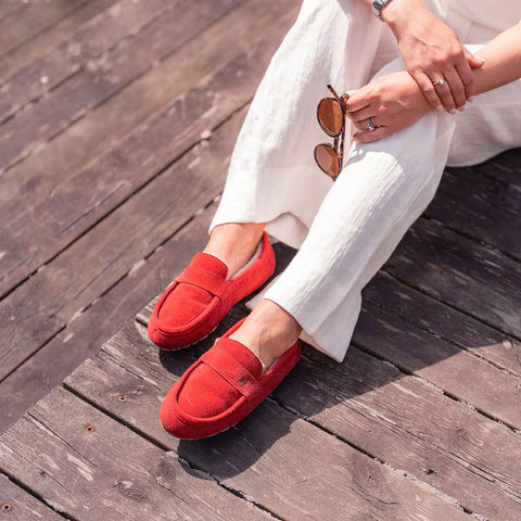 Shepherd Sheepskin Slipper - Style: Denver - Red