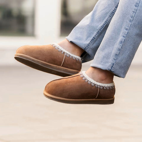 Shepherd Sheepskin Slipper - Style: Izzy - Chestnut