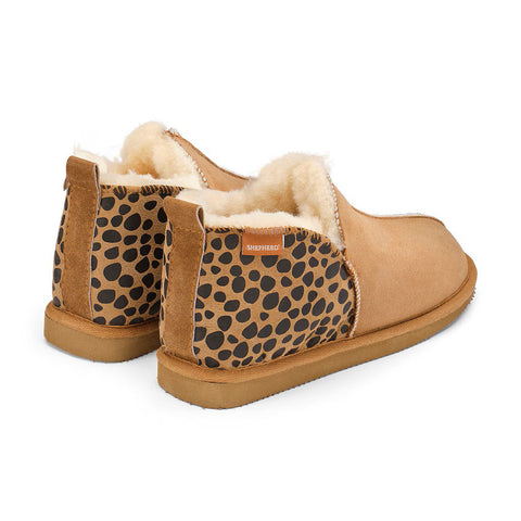 Shepherd Sheepskin Bootee Slipper - Style: Annie 4922 - Chestnut Leopard