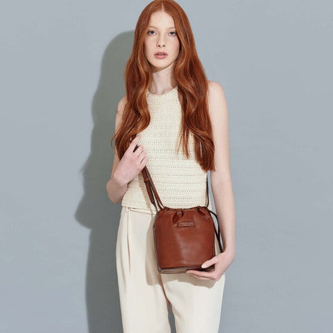 The Bridge Bucket Bag - Style: 04340201 - Burnt Orange L1