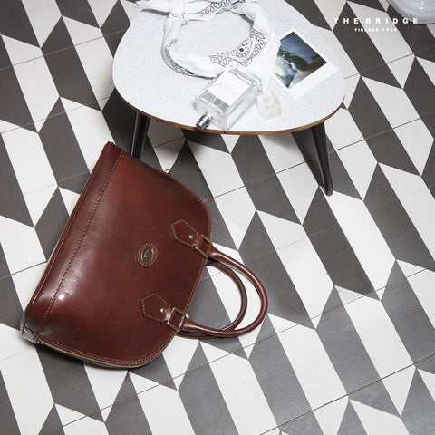 The Bridge Grab Handle Bag - Style: 04855901