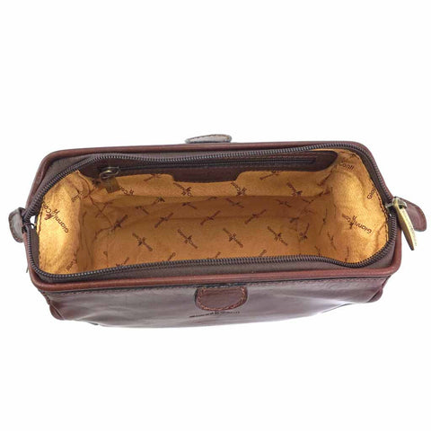 Gianni Conti Leather Wash Bag - Style: 9405000