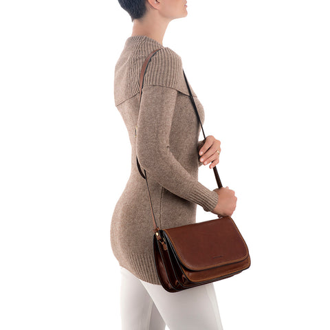 Gianni Conti Classic Flap Front Bag - Style: 913185 - Tan