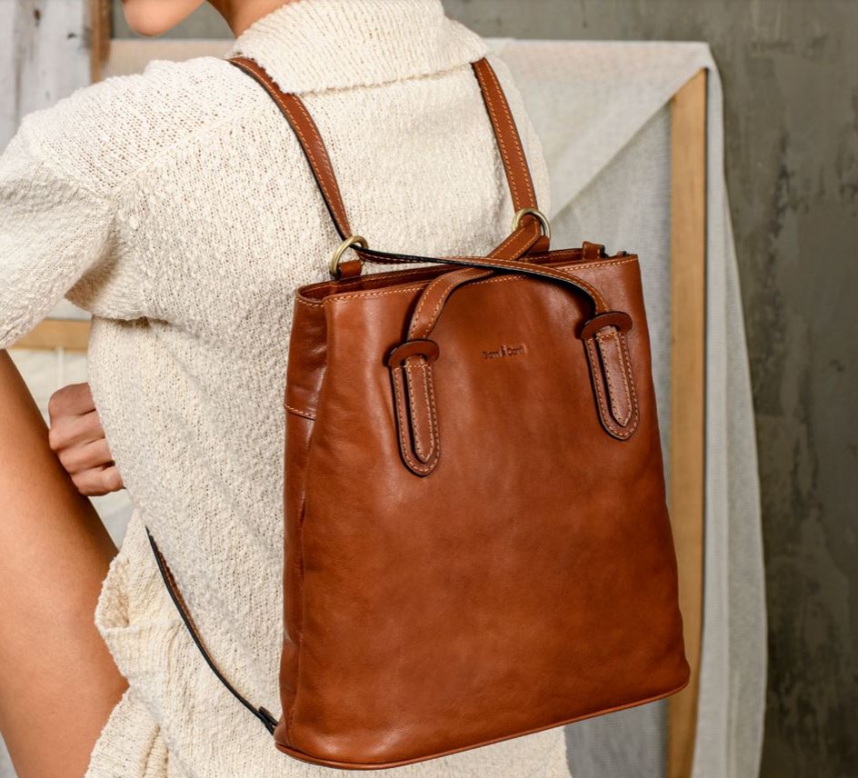 Gianni Conti Shoulder / Backpack - Style: 914069 – Cox's Leather Shop